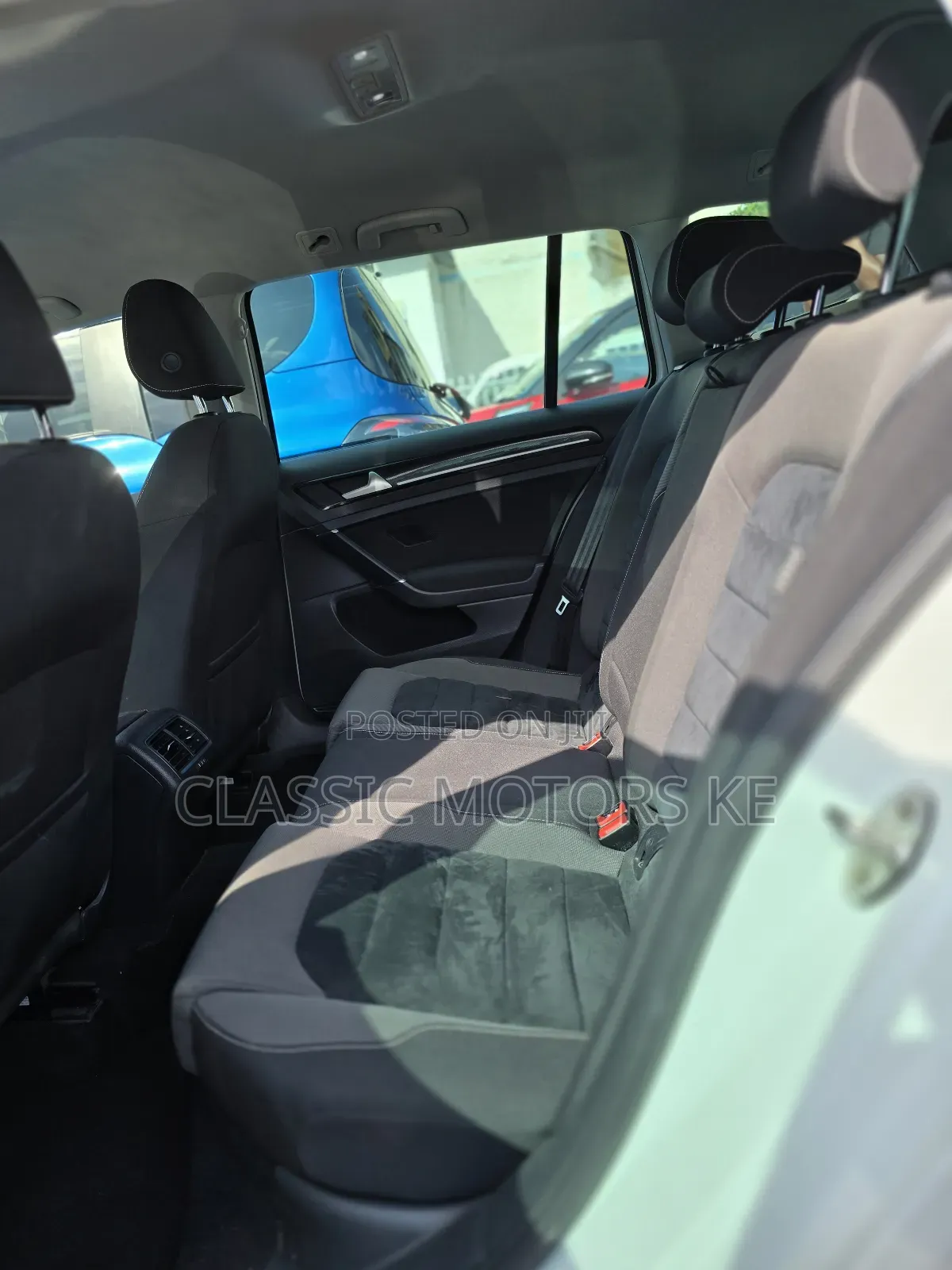 Volkswagen Golf TSI SE FWD 2018 White