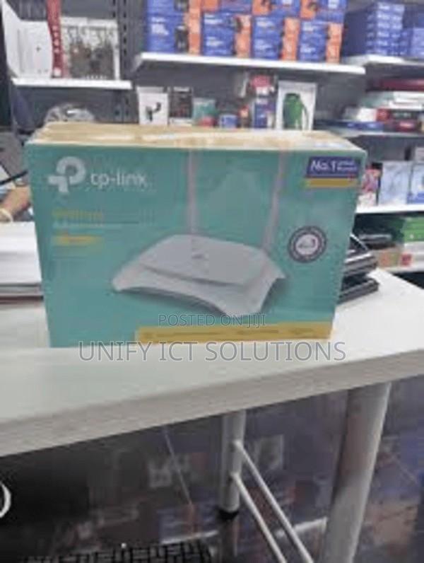 Tp-Link TL-WR840N 300mbps Wireless N Router - main view
