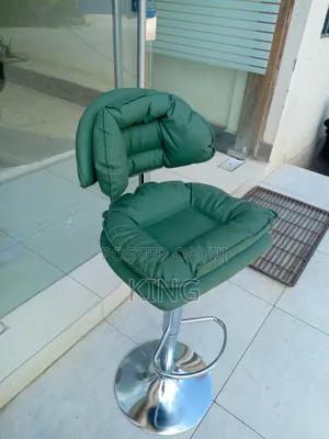 Super Stool Bar Stool