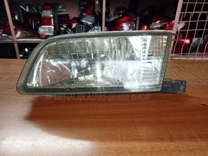 LHS Ex-japan Front Light Nissan B15
