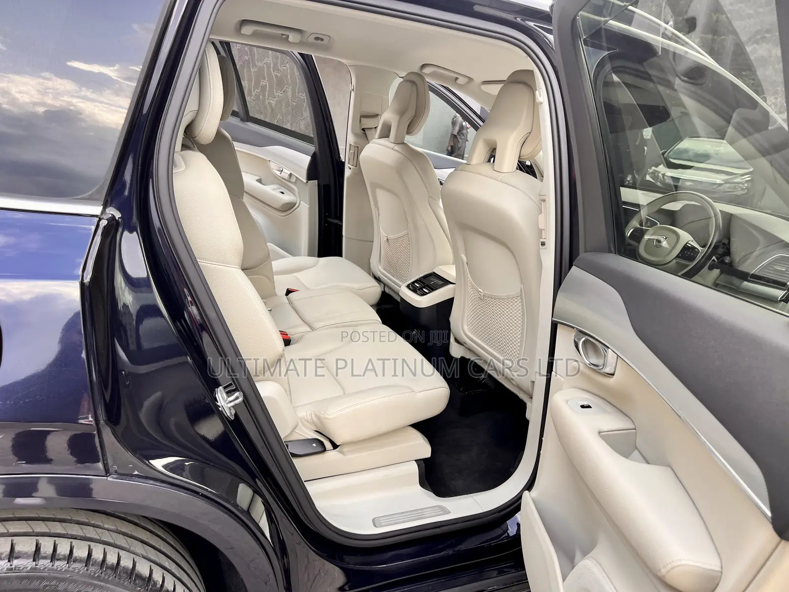 Volvo XC90 2019 Blue