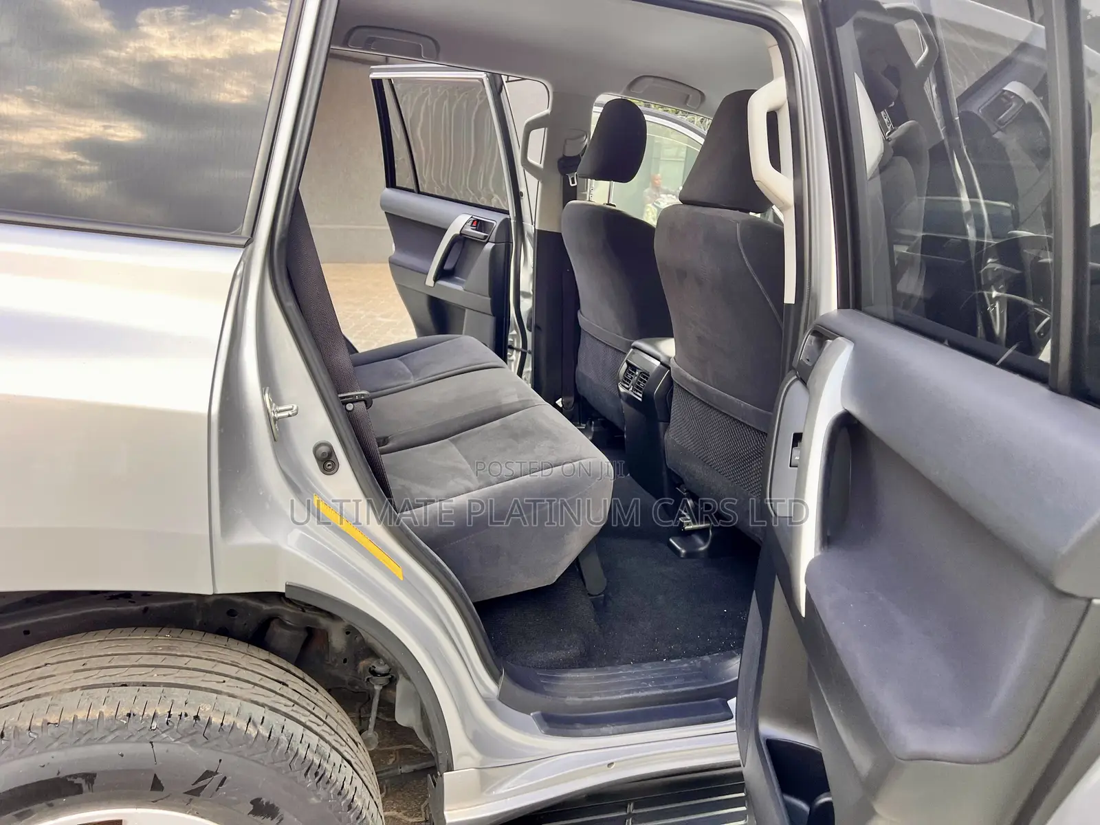 Toyota Land Cruiser Prado 2.8 2017 Silver