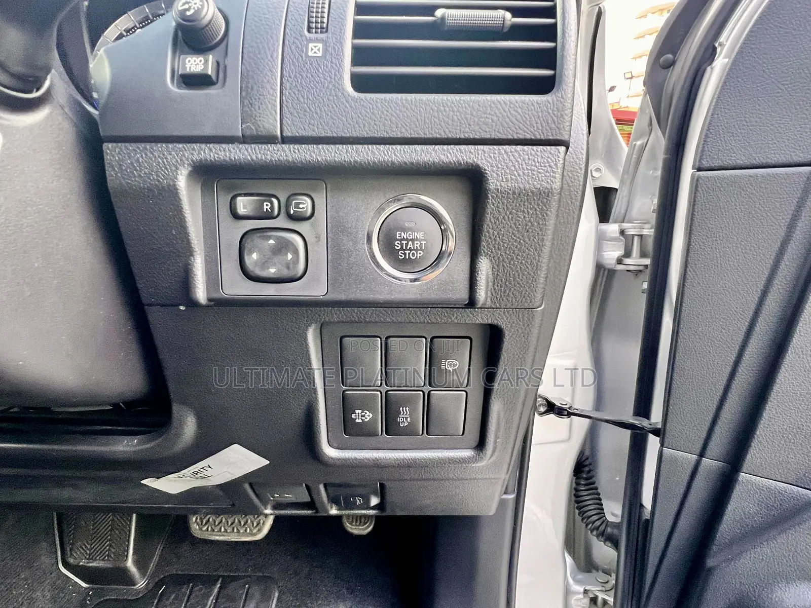 Toyota Land Cruiser Prado 2.8 2017 Silver