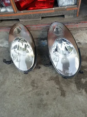 Nisan March K12 2006/7 Nonzenon Headlights