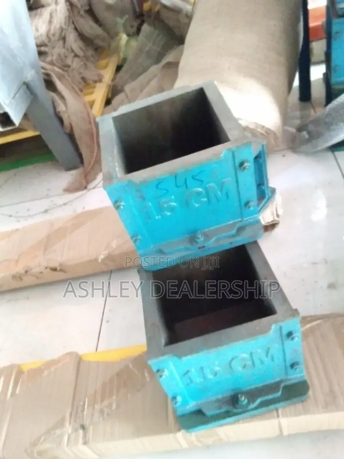 Concrete Cube Mould (150×150×150mm)