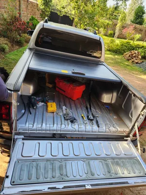 Pickup Truck Tonneau Bed Cover Is Designed