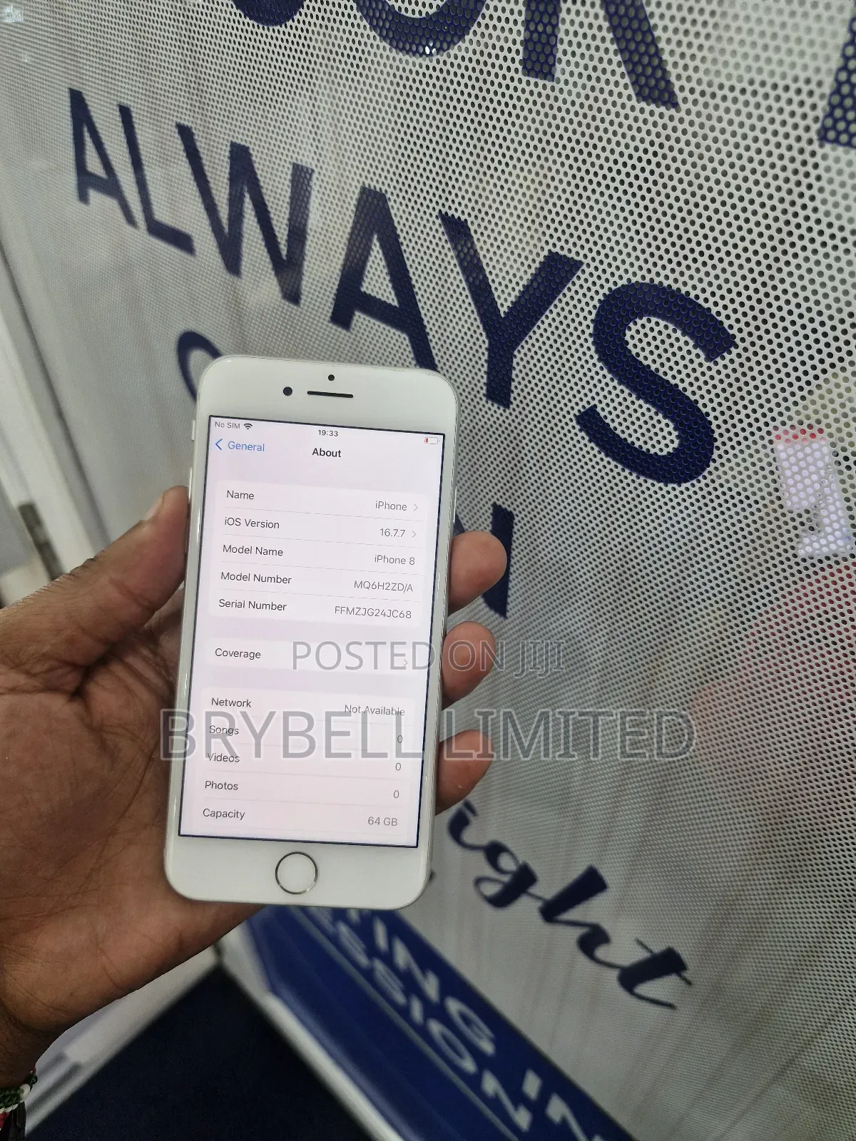 Apple iPhone SE 64 GB White