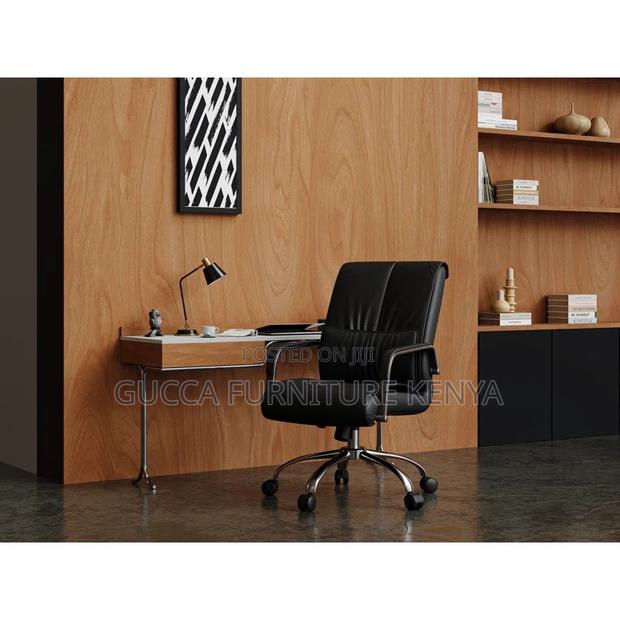 Office Chairs:Premium Leather Comfort Executive Office Chair - thumbnail 3