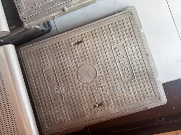 Composite Manhole Cover - thumbnail 2