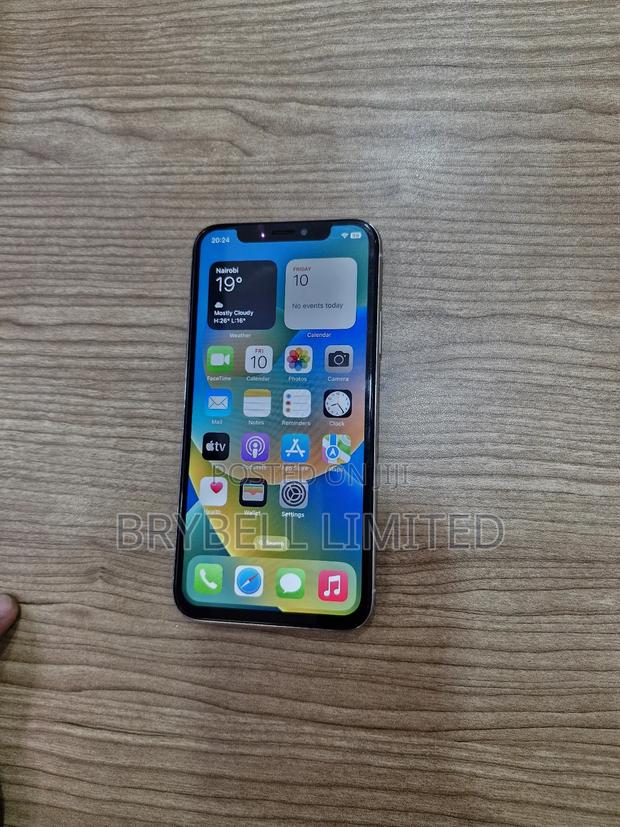 Apple iPhone X 256 GB White - main view