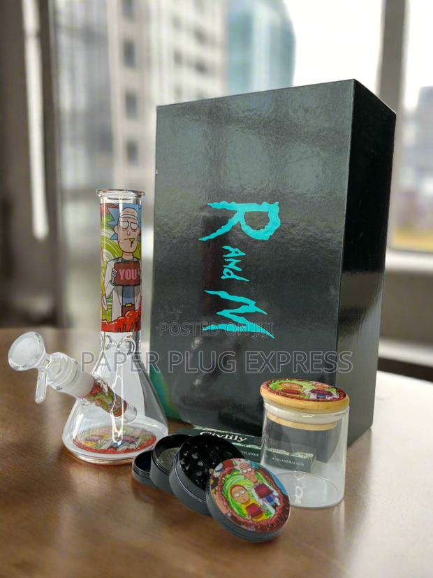 Rick and Morty Glass Bong Smoking Gift Kit Set - main view