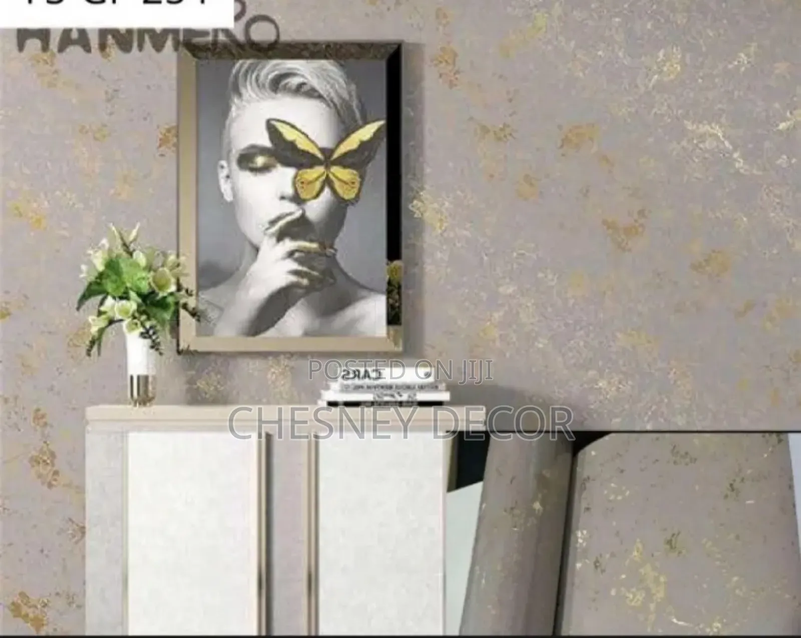 Gold Effect Wallpaper Beige