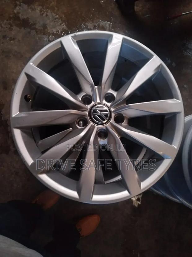 17 Inch Ex Japan Vw Tiguan Set Black Silver(German)