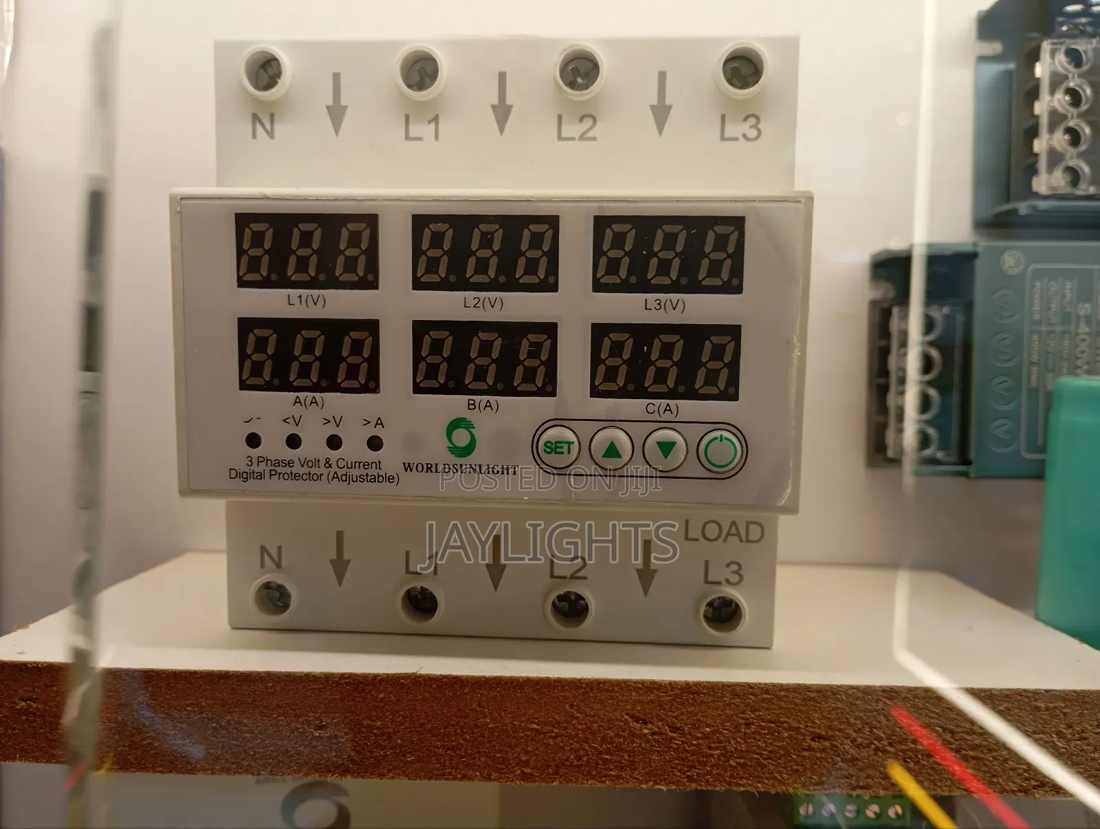 AC 230V 63A Adjustable Under Over Voltage Protector Device