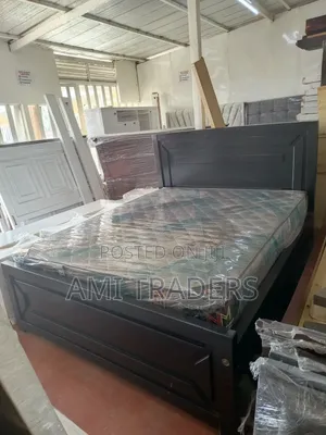 Bed - 5*6 Black Designer Bed