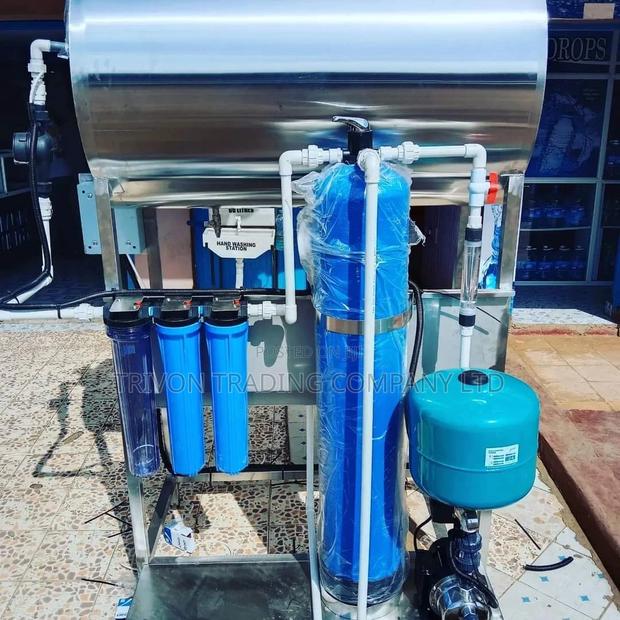 Pure Water Skid 500lph With Filling Station and a 500L Tank
