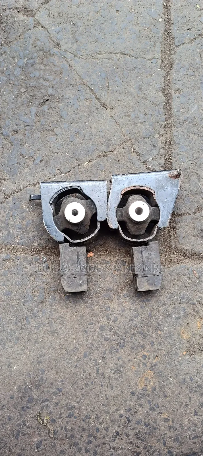 Lower Gearbox Mounts Wish, Voxy, Noah, Premio.