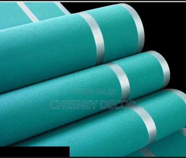 Turquoise Wallpaper With Silver Stripes - main view