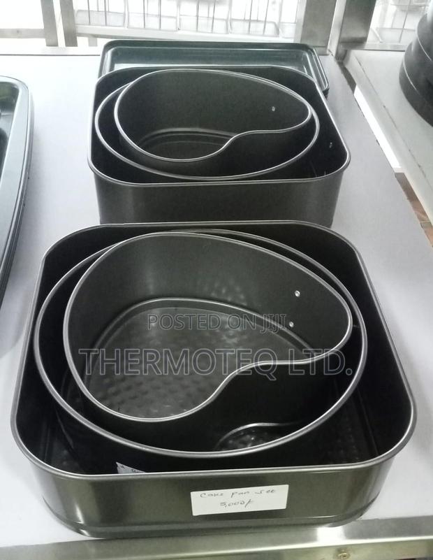 Cake Pans Set - main view