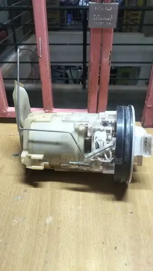 Nissan X-Trail T30 Turbo Fuel Pump