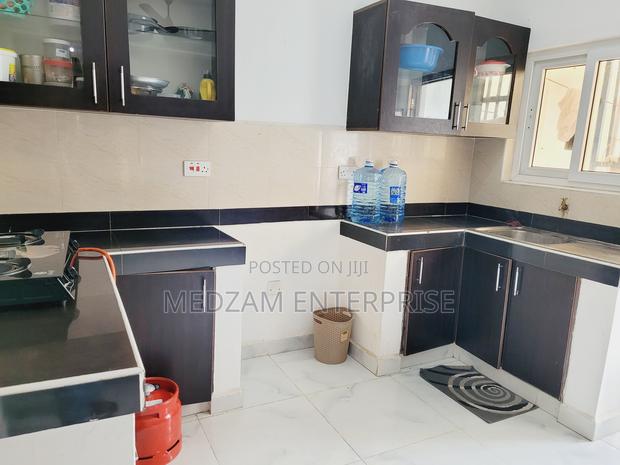 1 Bedroom With 2 Beds - thumbnail 6