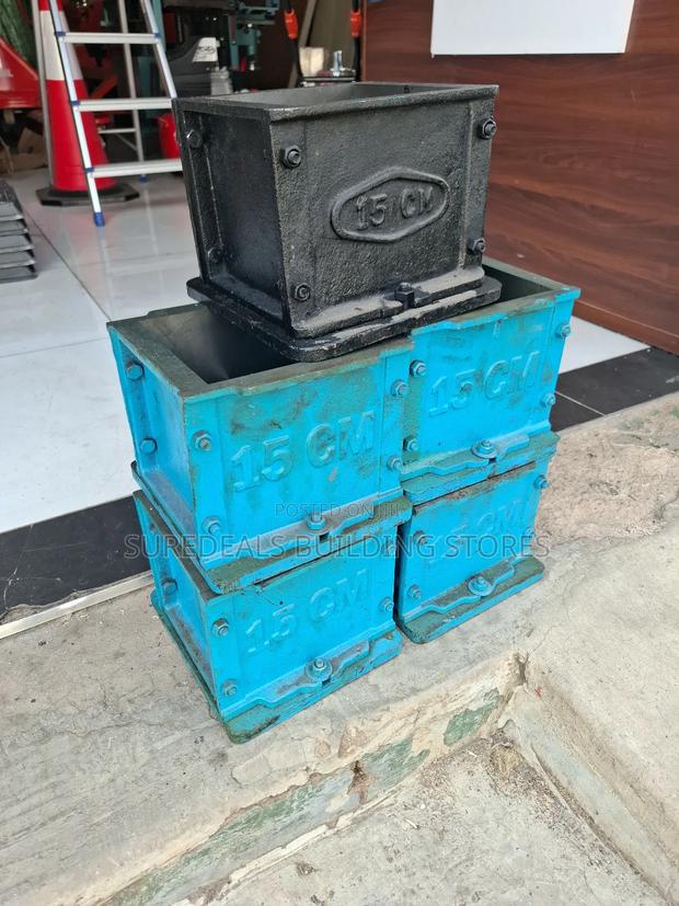 150mm Concrete Testing Cube Moulds. - main view