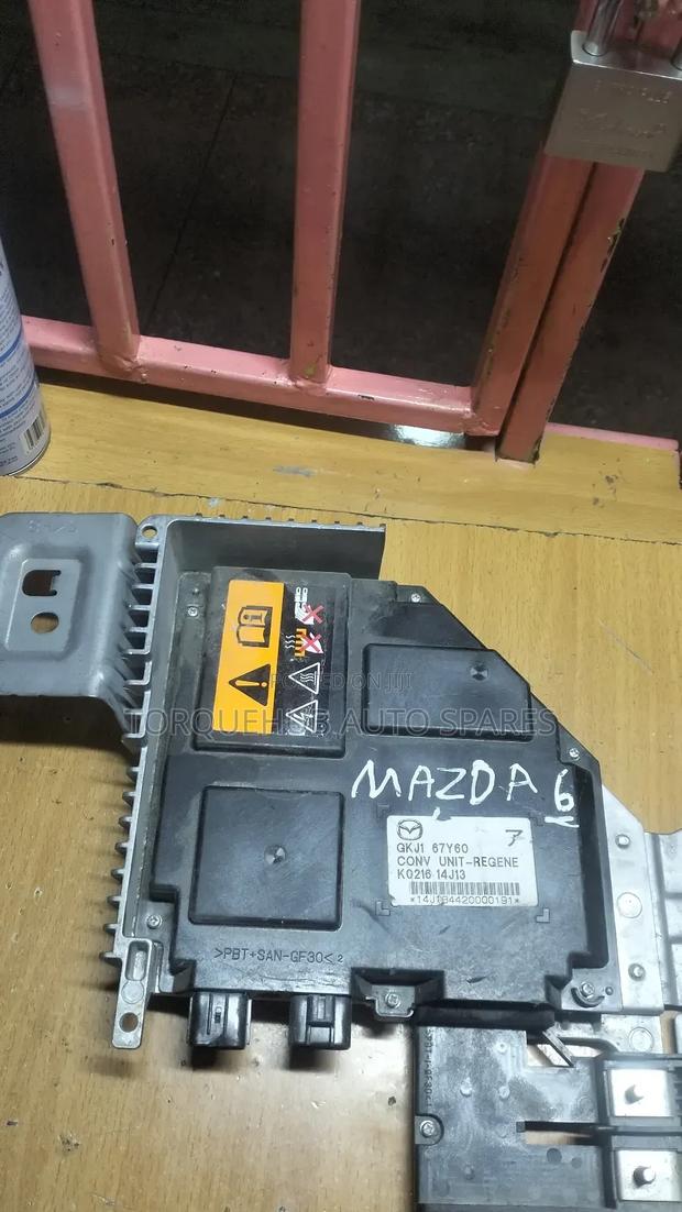 Mazda 6 Voltage Converter Unit/DCDC - main view
