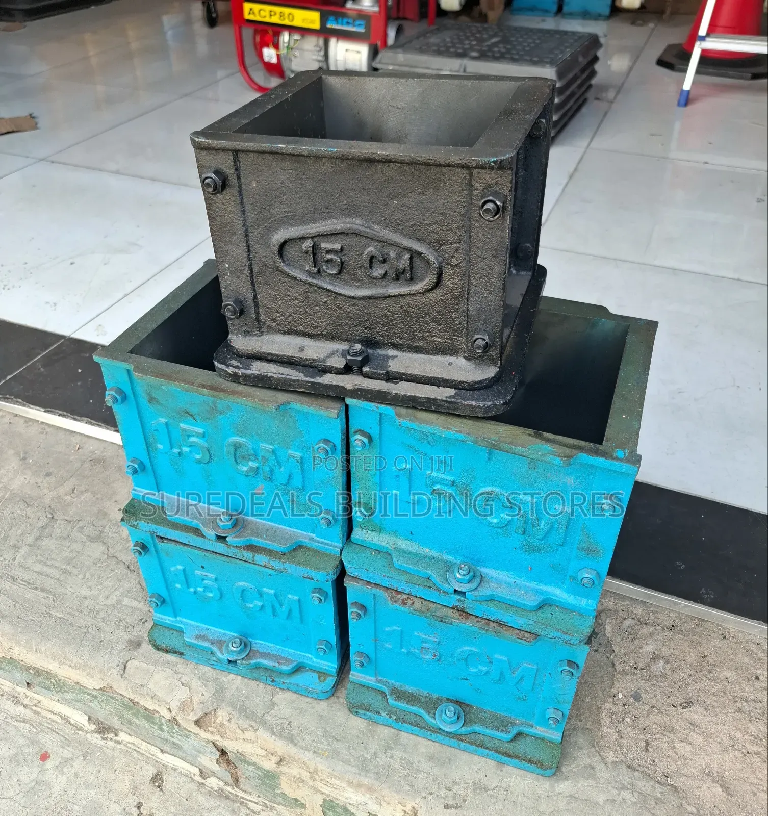 Premium Quality Cast Iron Concrete Cube Moulds.