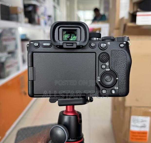 Sony A7 Iv Mirrorless Camera (8k Shutter Count) - thumbnail 5