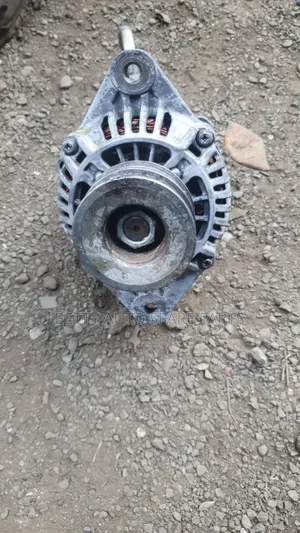 Mitsubishi Fuso Alternator