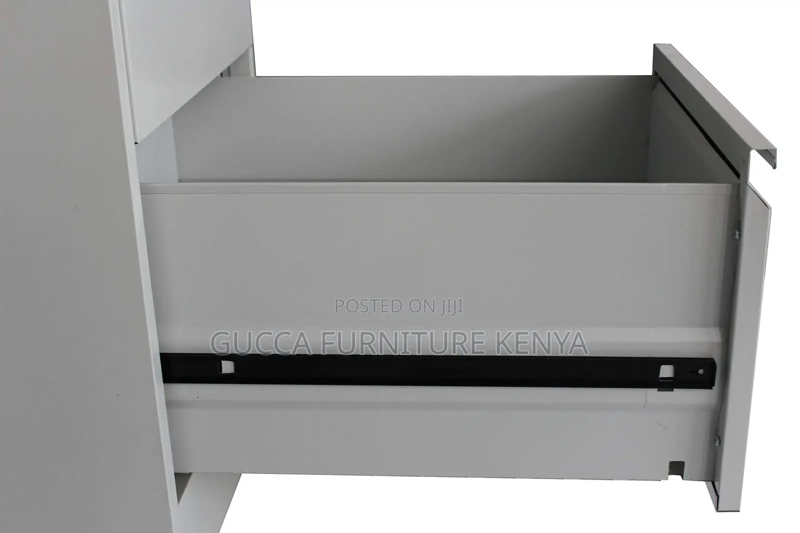 Cabinets: Metallic Portable Storage Cabinet With 3 Drawer