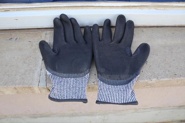 Impact Proof Gloves - main view