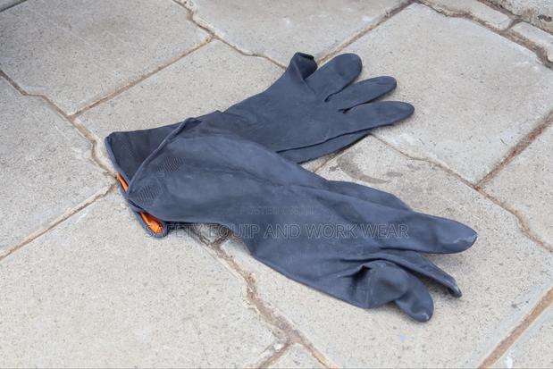 Nitrile Protective Gloves - main view