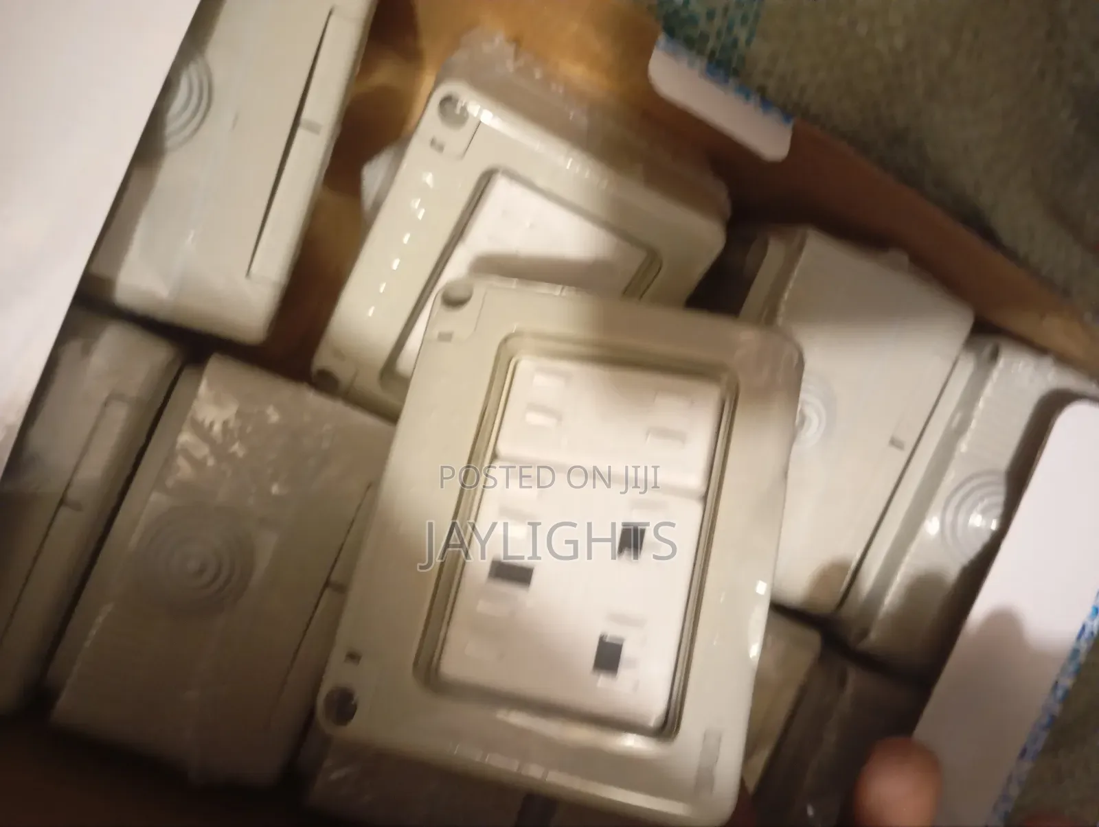 Weatherproof Out Door Switched Socket