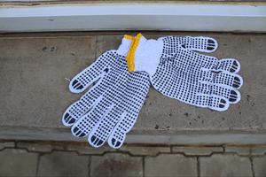 Dotted Safety Gloves - thumbnail 2
