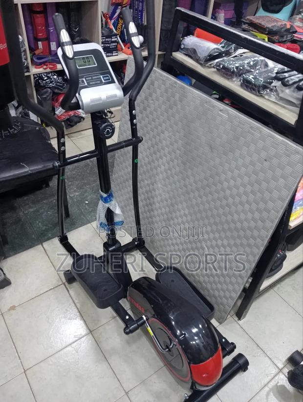 Cross Trainer Elliptical - main view