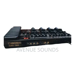 Boss Me-90 Multi-Effects Pedal