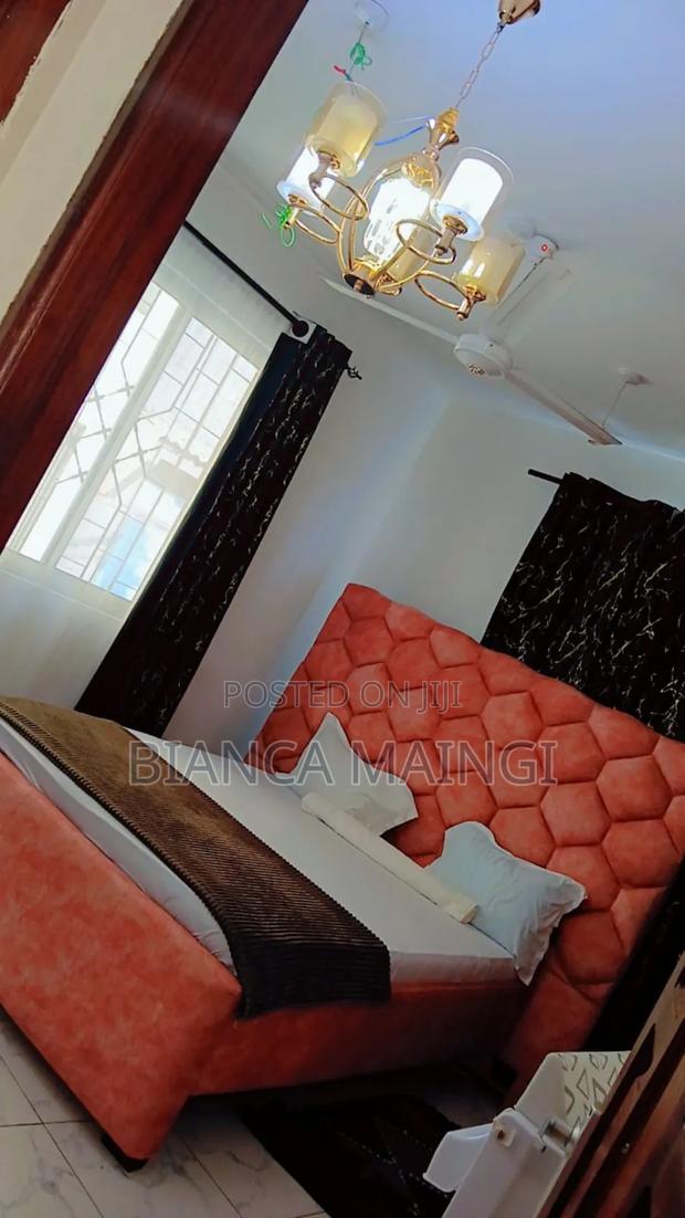 2bdrm Fancy Airbnb - thumbnail 8