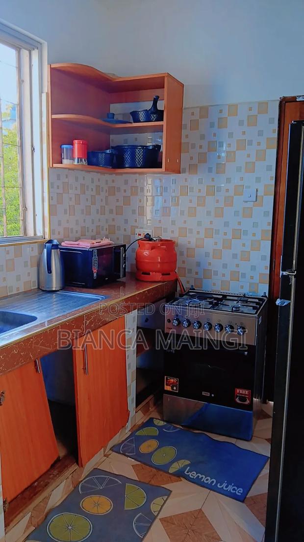 2bdrm Fancy Airbnb - thumbnail 10
