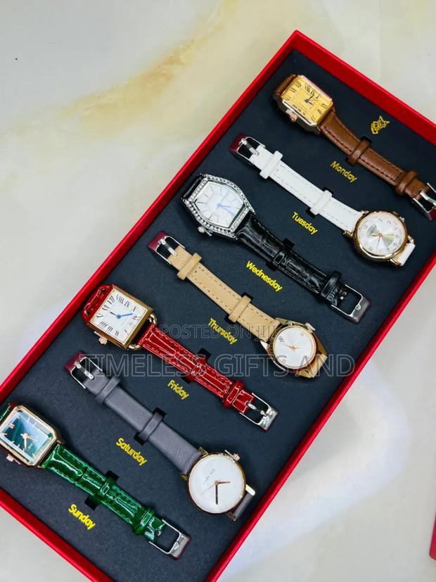 Lucky Fox 7 Days Watch Set for Ladies
