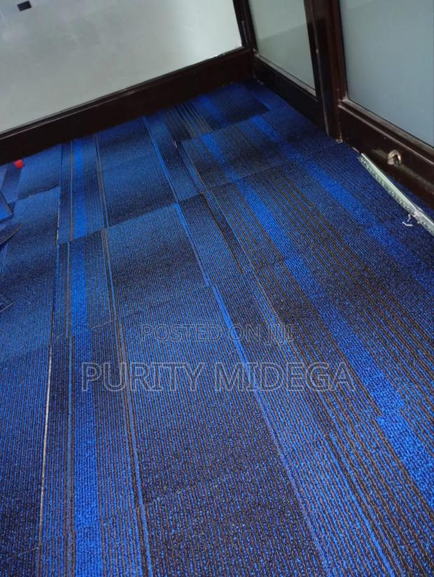 School Office Carpet Tiles - main view
