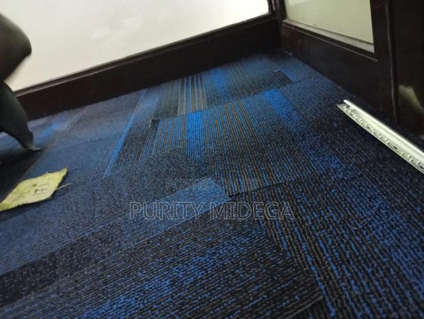 School Office Carpet Tiles - thumbnail 3