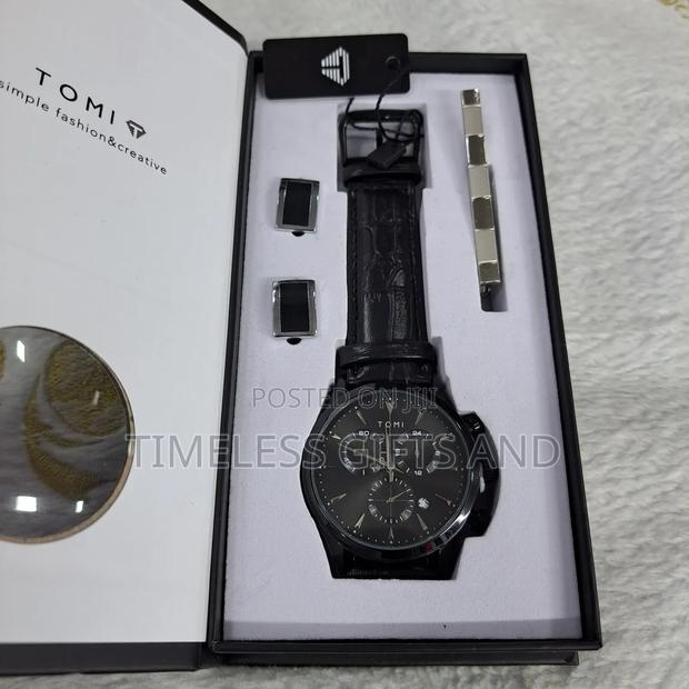 TOMI Men Black Leather Cufflinks and Tie Clip Gift Set - main view