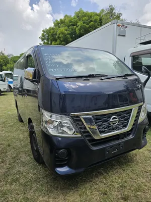 Nissan Caravan (Urvan) 2018 Blue