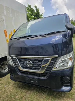 Nissan Caravan (Urvan) 2018 Blue