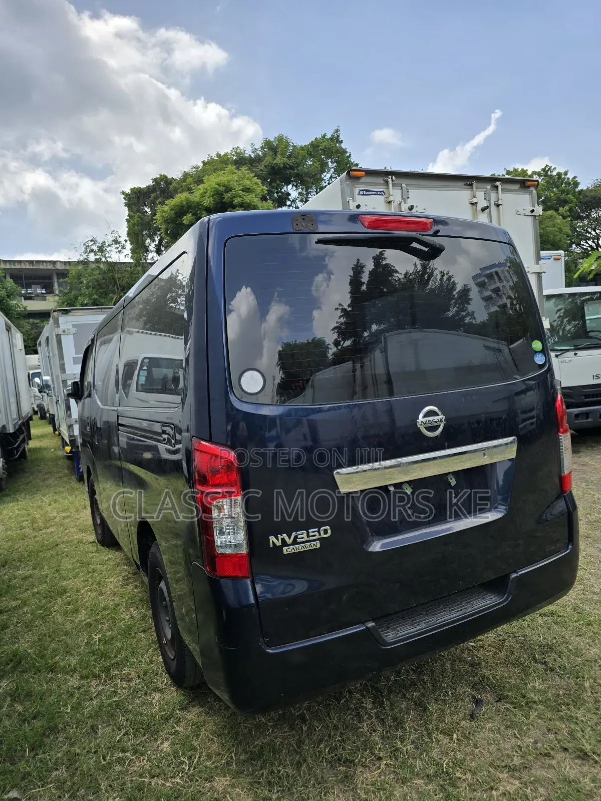 Nissan Caravan (Urvan) 2018 Blue