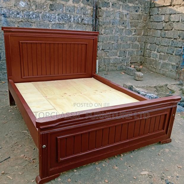 Executive Hardwood Bed 5x6