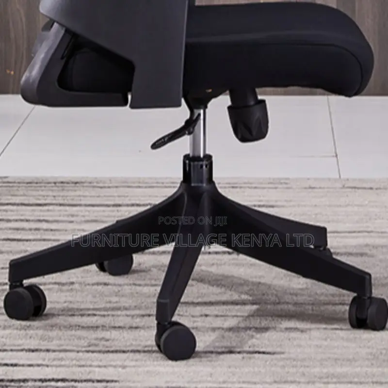 Office Seats; Ergonomic Mesh Office Chair in Black