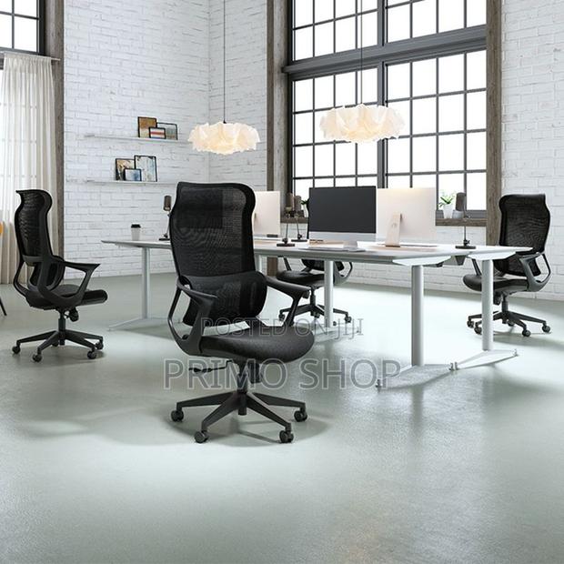 Office Seats; Modern High-Back Mesh Conference Chair - main view