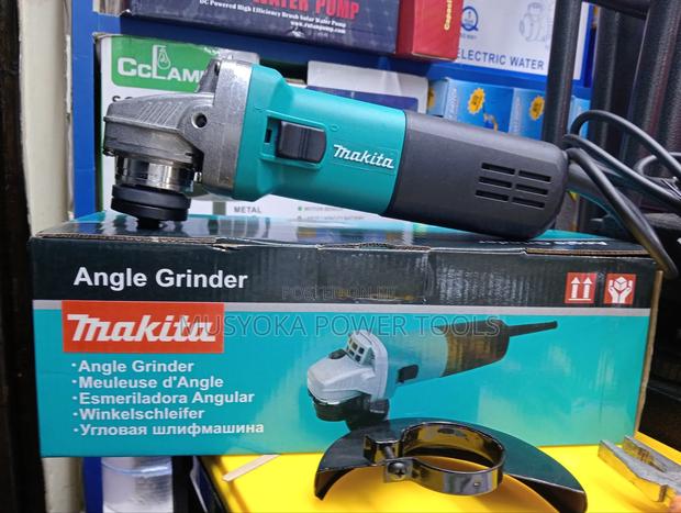 Makita Angle Grinder 840watts